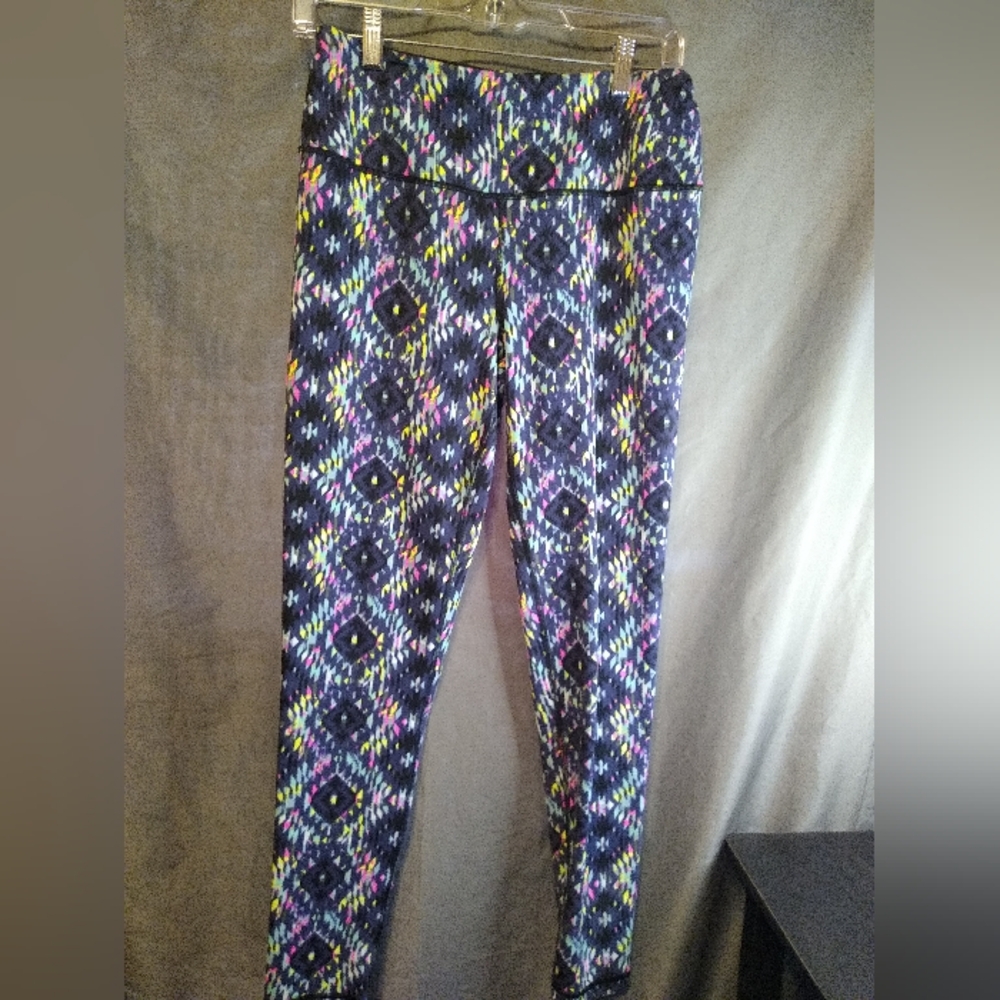 Victoria Secret VSX Multicolored Geometric Pattern Sports Leggings